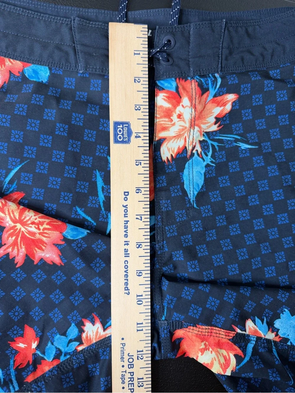 Billabong Board Shorts Mens Size 32 blue Hawaiian floral stretch
